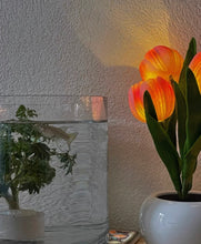 Load image into Gallery viewer, LED Tulip Pot LEDチューリップポット