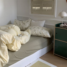 画像をギャラリービューアに読み込む, Simple Flora Bedlinen Set シンプル花柄寝具カバーセット