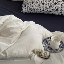 画像をギャラリービューアに読み込む, Simple Flora Bedlinen Set シンプル花柄寝具カバーセット