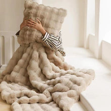 Load image into Gallery viewer, Marshmallow Fur Thick Blanket マシュマロファーブランケット(八色展開)