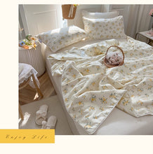 画像をギャラリービューアに読み込む, Yellow Flower Quilt Set イエローフラワーキルトセット