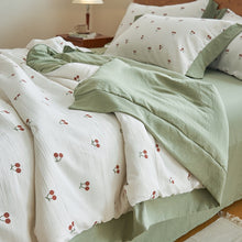 画像をギャラリービューアに読み込む, Cherry Quilt Set チェリーキルトセット(二色展開)