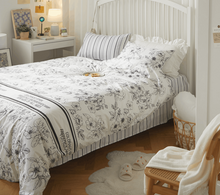 Load image into Gallery viewer, French Flower Painting Bedding Set 花の絵寝具カバー3点/4点セット