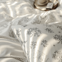 Load image into Gallery viewer, French Flower Painting Bedding Set 花の絵寝具カバー3点/4点セット