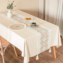 Load image into Gallery viewer, Floral Painting Table Runner 花の絵テーブルランナー五種