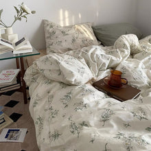 Load image into Gallery viewer, Vintage Gardenia Bedding Set クチナシ花柄の寝具カバーセット