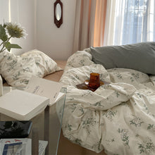 Load image into Gallery viewer, Vintage Gardenia Bedding Set クチナシ花柄の寝具カバーセット