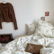 Load image into Gallery viewer, Vintage Gardenia Bedding Set クチナシ花柄の寝具カバーセット