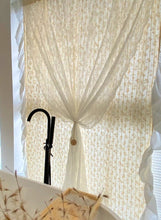 Load image into Gallery viewer, Daisy Double Layer Curtain デイジー柄二重カーテン