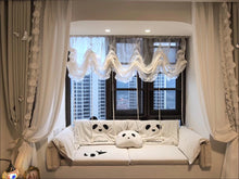 Load image into Gallery viewer, 【オーダー可】Champagne Lumière Sheer Curtain シャンパン・リュミエール シアーカーテン
