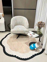 Load image into Gallery viewer, Noir Petal Rug ノワールペタル ラグ
