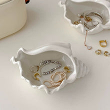 画像をギャラリービューアに読み込む, 貝殻モチーフジュエリートレイ Ceramic Seashell Jewelry Tray
