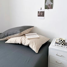 Load image into Gallery viewer, Two-color Simple Bedding Set Ver.2 二色シンプル寝具カバーセットVer.2
