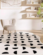 Load image into Gallery viewer, Creamy Irregular Modern Carpet クリーミーモダン不規則ラグ
