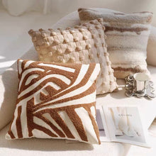 画像をギャラリービューアに読み込む, 12Design Maillard Cushions メイラードふわもこクッション12選
