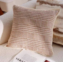 画像をギャラリービューアに読み込む, 12Design Maillard Cushions メイラードふわもこクッション12選
