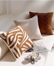 画像をギャラリービューアに読み込む, 12Design Maillard Cushions メイラードふわもこクッション12選
