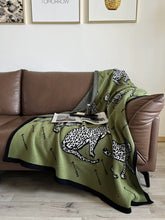 Load image into Gallery viewer, Leopard Knit Blanket レオパードニットブランケット
