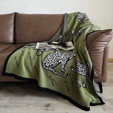 Load image into Gallery viewer, Leopard Knit Blanket レオパードニットブランケット
