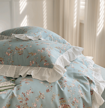 Load image into Gallery viewer, French Blue Flower Bedding Set フレンチブルーフラワー寝具カバーセット
