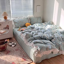 Load and play video in Gallery viewer, French Blue Flower Bedding Set フレンチブルーフラワー寝具カバーセット

