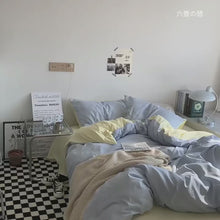 Load and play video in Gallery viewer, Two-color Simple Bedding Set 二色シンプル寝具カバーセット
