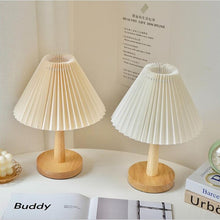Load image into Gallery viewer, Korean Wooden Lamp 韓国風レトロプリーツランプ
