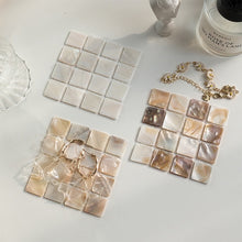Load image into Gallery viewer, Shell Coasters &amp; Jewelry Tray シェルコースター/ジュエリートレイ
