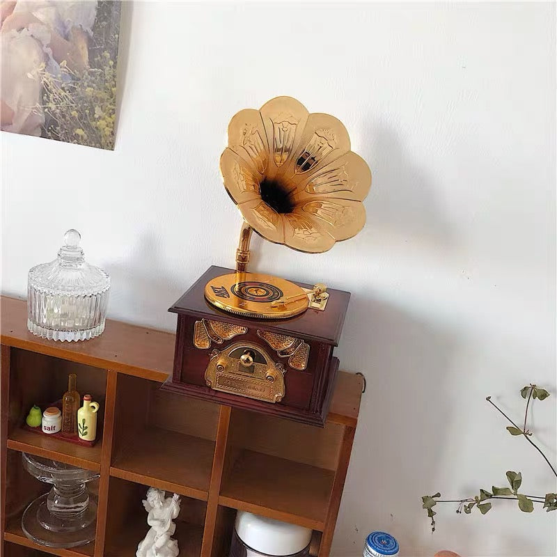 六畳の憩 Antique Music Box アンティークオルゴール