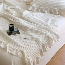 Load image into Gallery viewer, Waffle Cotton Blanket ワッフルコットンブランケット
