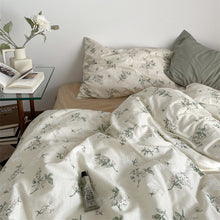 Load image into Gallery viewer, Vintage Gardenia Bedding Set クチナシ花柄の寝具カバーセット
